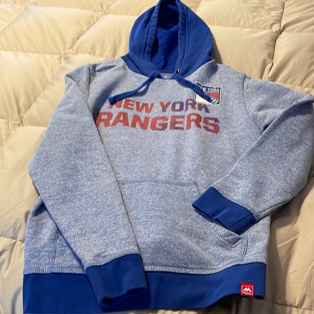 New York Rangers women’s hoodie